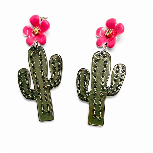 Jewelry - Fun Cactus Earrings Brand New